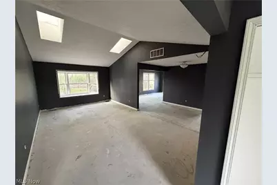 556 Greenside Drive, Painesville Twp, OH 44077 - Photo 15