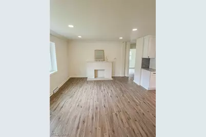 42009 Adelbert Street, Elyria, OH 44035 - Photo 3