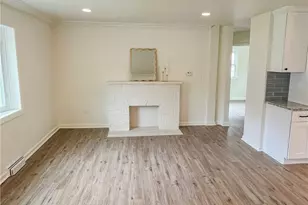42009 Adelbert St, Elyria, OH 44035 - Photo 3