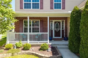 9961 Colmanara Dr, Aurora, OH 44202 - Photo 3