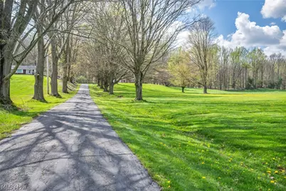 9400 Mennonite Road, Wadsworth, OH 44281 - Photo 3