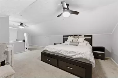 8303 Snow Road, Parma, OH 44129 - Photo 21