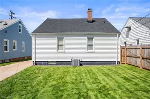 8303 Snow Rd, Parma, OH 44129 - Photo 31