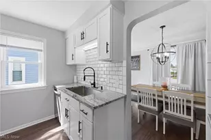 8303 Snow Rd, Parma, OH 44129 - Photo 11