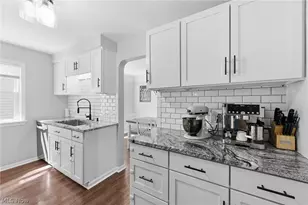 8303 Snow Rd, Parma, OH 44129 - Photo 13