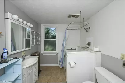 8212 White Road, Burbank, OH 44214 - Photo 13