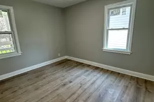 20605 Hansen Rd, Maple Heights, OH 44137 - Photo 5