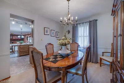 14272 E Hartford Drive, Strongsville, OH 44136 - Photo 9