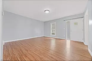 560 N Broadway St, Medina, OH 44256 - Photo 9