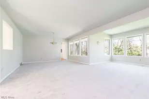 3970 E Meadow Ln, Orange Village, OH 44122 - Photo 5