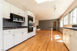 3970 E Meadow Ln, Orange Village, OH 44122 - Photo 11
