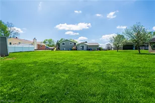 2375 Yorktown St NW, Uniontown, OH 44685 - Photo 25