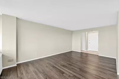 12900 Lake Avenue #1415, Oakwood, OH 44107 - Photo 9