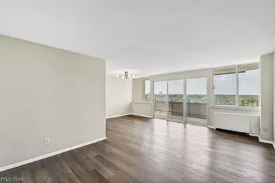 12900 Lake Avenue #1415, Oakwood, OH 44107 - Photo 5