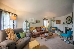 716 N Dawson St, Uhrichsville, OH 44683 - Photo 13