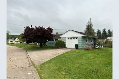 5515 Grand Central Avenue, Vienna, WV 26105 - Photo 3
