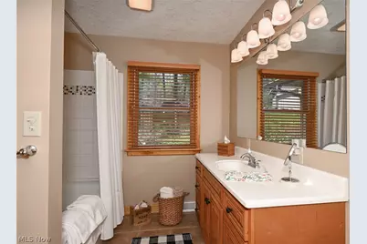 2873 Lodge Road SW, Sherrodsville, OH 44675 - Photo 27