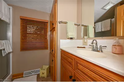 2873 Lodge Road SW, Sherrodsville, OH 44675 - Photo 33
