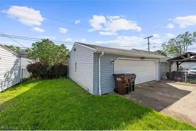 7511 Wooster Pky, Parma, OH 44129 - Photo 39