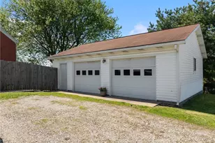 501 W Main St, Barnesville, OH 43713 - Photo 31