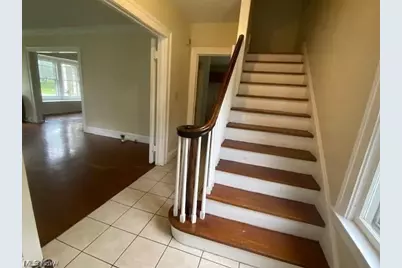 1796 Cumberland Road, Cleveland Heights, OH 44118 - Photo 5