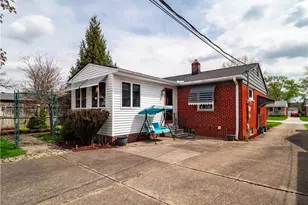 4466 W 215th St, Fairview Park, OH 44126 - Photo 35