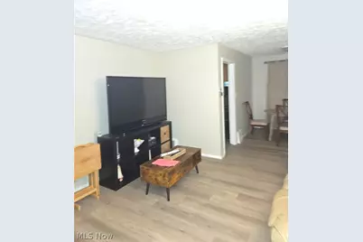 21711 S Lake Shore Boulevard, Euclid, OH 44123 - Photo 3