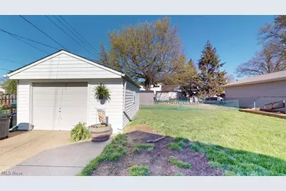 407 Maplewood Drive, Willowick, OH 44095 - Photo 41