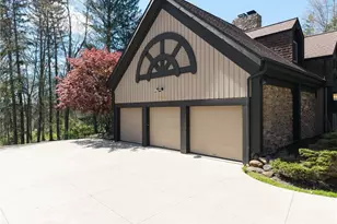 1180 Meadow Spur, Akron, OH 44333 - Photo 5