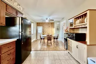 4402 Whited Dr, Vienna, WV 26105 - Photo 3