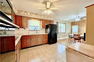 4402 Whited Dr, Vienna, WV 26105 - Photo 5