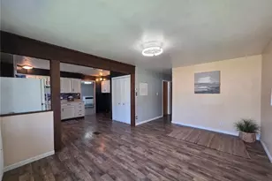 251 N Beverly Ave, Youngstown, OH 44515 - Photo 3