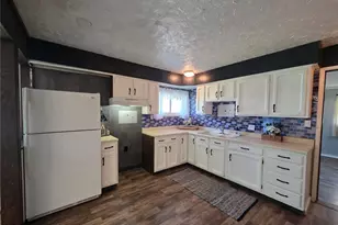 251 N Beverly Ave, Youngstown, OH 44515 - Photo 9