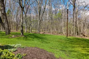 2357 Woodpark Rd, Akron, OH 44333 - Photo 5