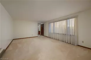 916 Buena Vista, Canton, OH 44714 - Photo 7