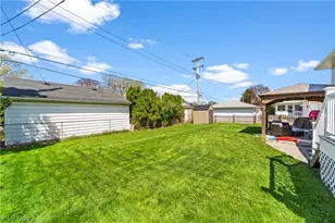 4040 W 213th St, Fairview Park, OH 44126 - Photo 33