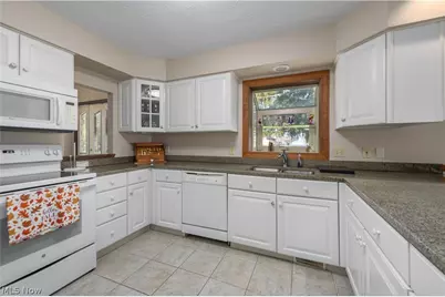 4601 Compass Rose #30, Vermilion, OH 44089 - Photo 11