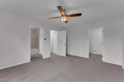 23219 Bennington Hamlet Circle, Euclid, OH 44123 - Photo 19