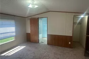 495 S Pleasant Grove Cir, Zanesville, OH 43701 - Photo 7