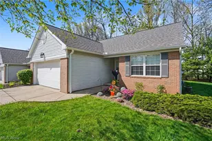 445 E Reserve Dr, Cuyahoga Falls, OH 44223 - Photo 39