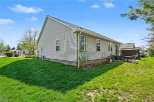 445 E Reserve Dr, Cuyahoga Falls, OH 44223 - Photo 43