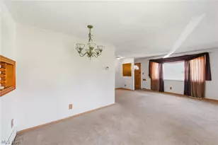 8230 Reed Ave, Garfield Heights, OH 44125 - Photo 31