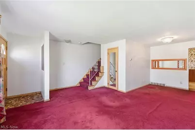 8230 Reed Avenue, Garfield Heights, OH 44125 - Photo 13