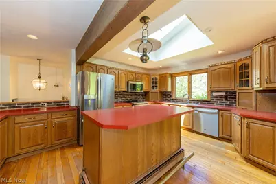 7969 Dines Road, Russell, OH 44072 - Photo 9