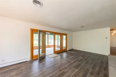 7969 Dines Road, Russell, OH 44072 - Photo 7