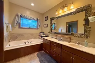611 Parkdale Dr, Dover, OH 44622 - Photo 15