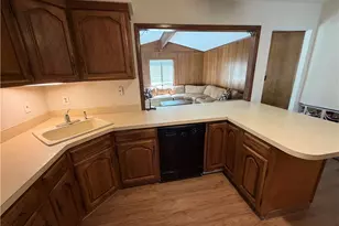 4614 Telhurst Rd, South Euclid, OH 44121 - Photo 5