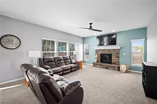 38410 Loman Ct, North Ridgeville, OH 44039 - Photo 9