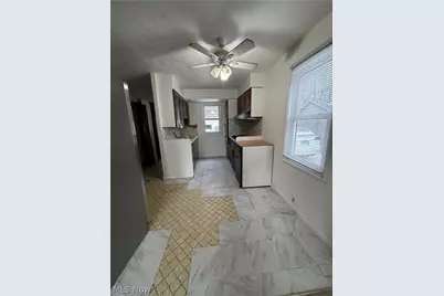 23340 Williams Avenue, Euclid, OH 44123 - Photo 33