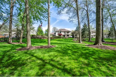 3640 Parson Pond Circle, Westlake, OH 44145 - Photo 11